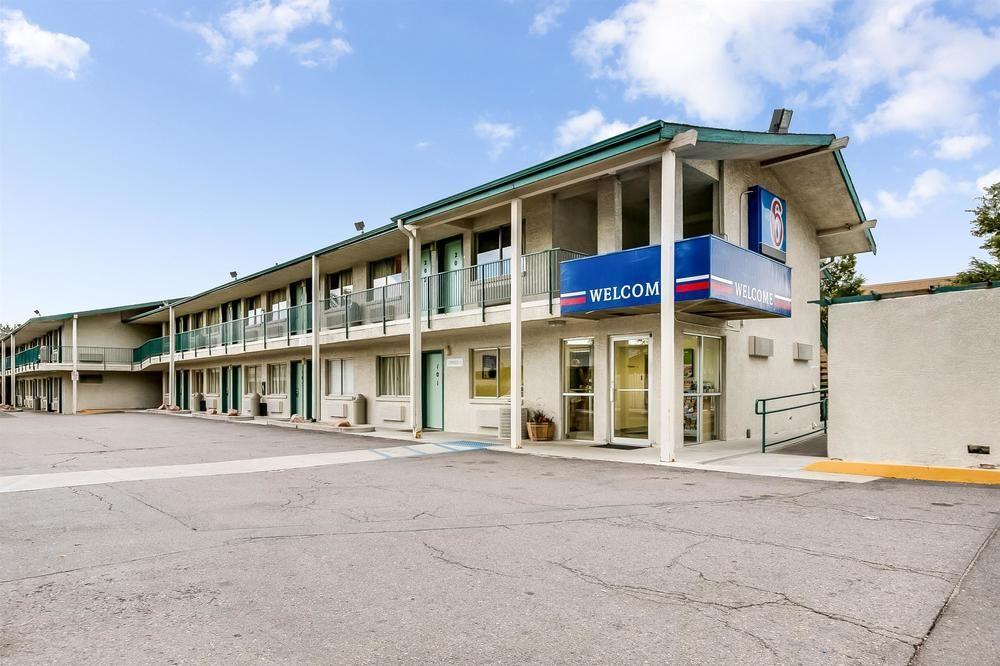 Park Inn By Radisson, Lakewood Exteriér fotografie